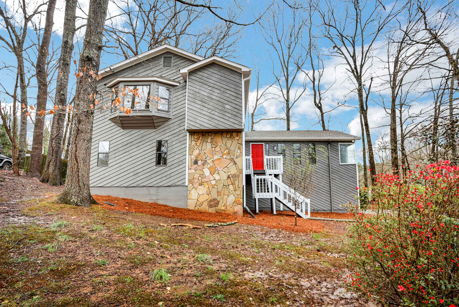 1790 Blackwillow Dr, Marietta photo 1