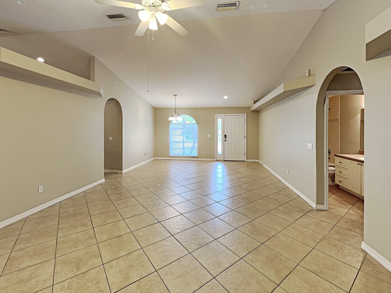 17910 Simmons Rd, Lutz photo 3