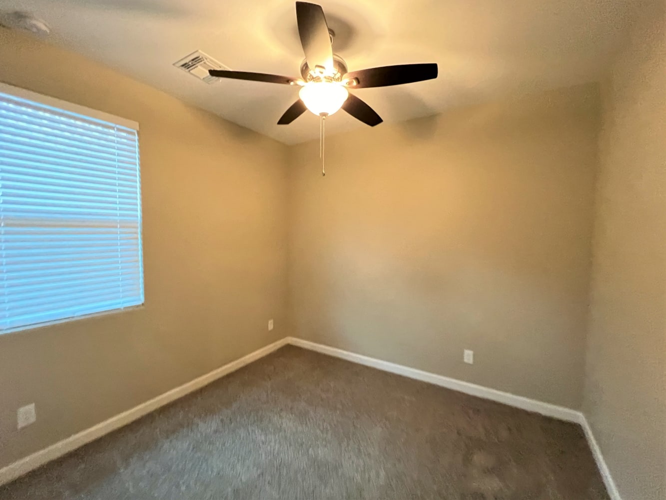 17917 W Tina Ln, Surprise photo 8