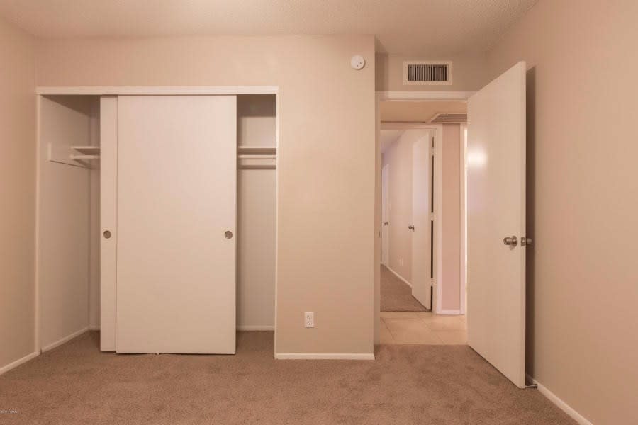 1800 W Mountain View Cir, Mesa photo 14