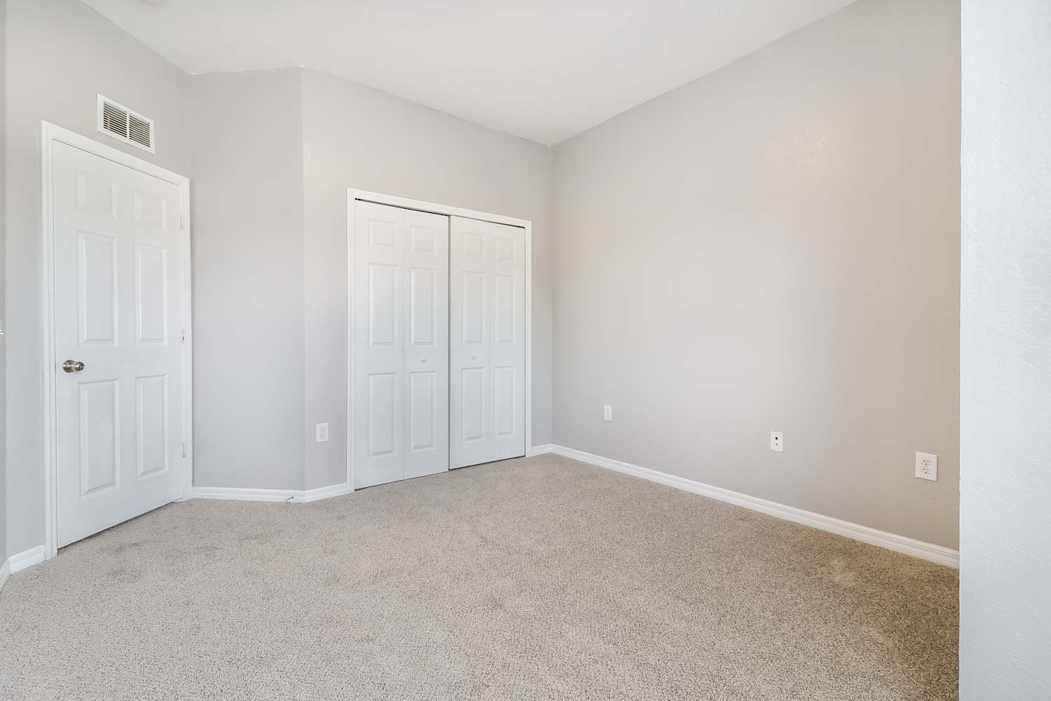 18002 Majestic Kings Pl, Tampa photo 14
