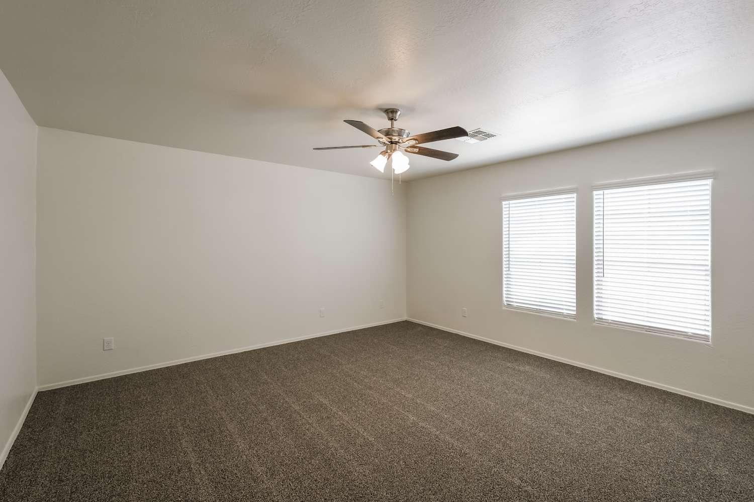 1806 E Patrick Ln, Phoenix photo 14