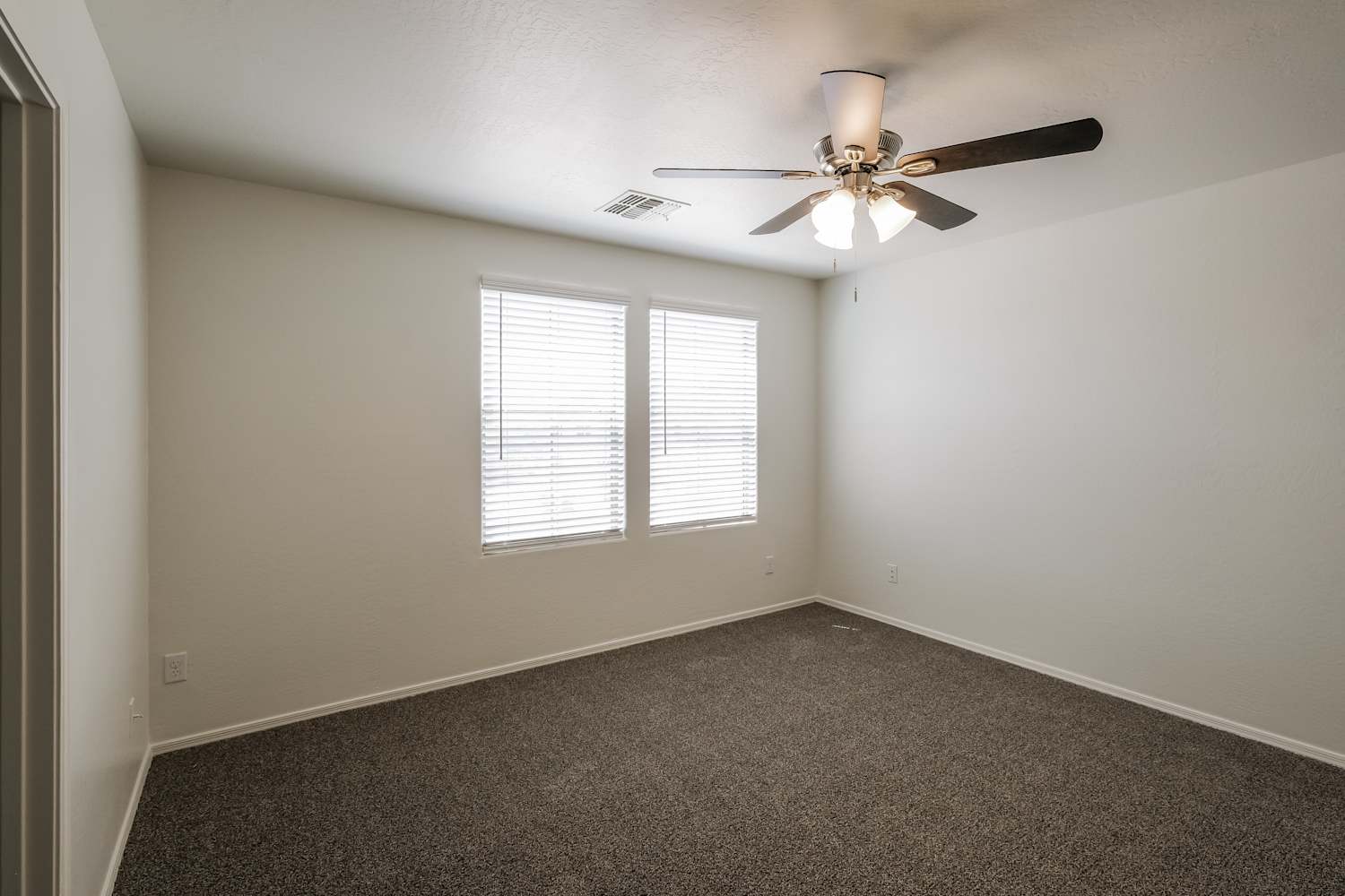 1806 E Patrick Ln, Phoenix photo 13