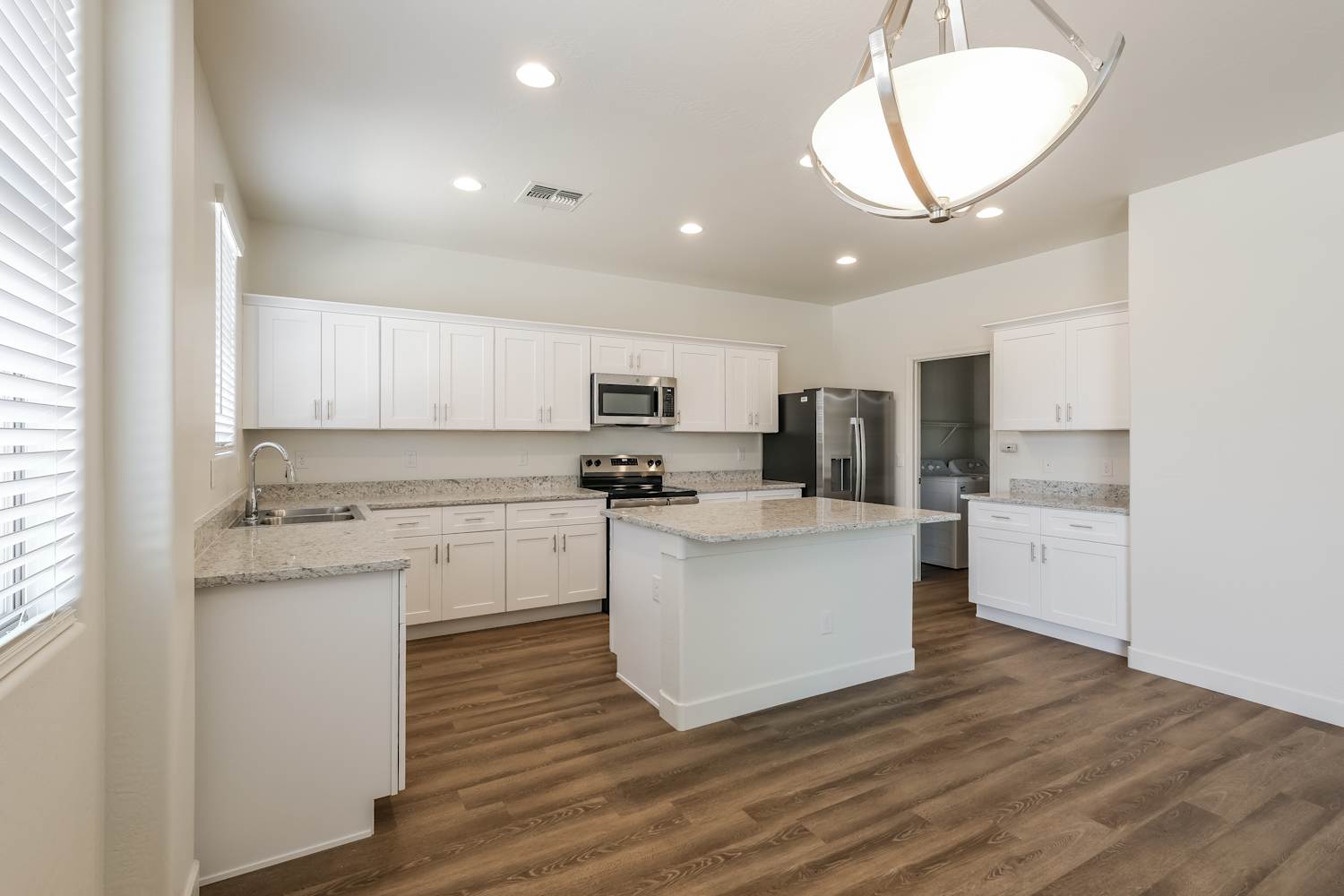 1806 E Patrick Ln, Phoenix photo 6