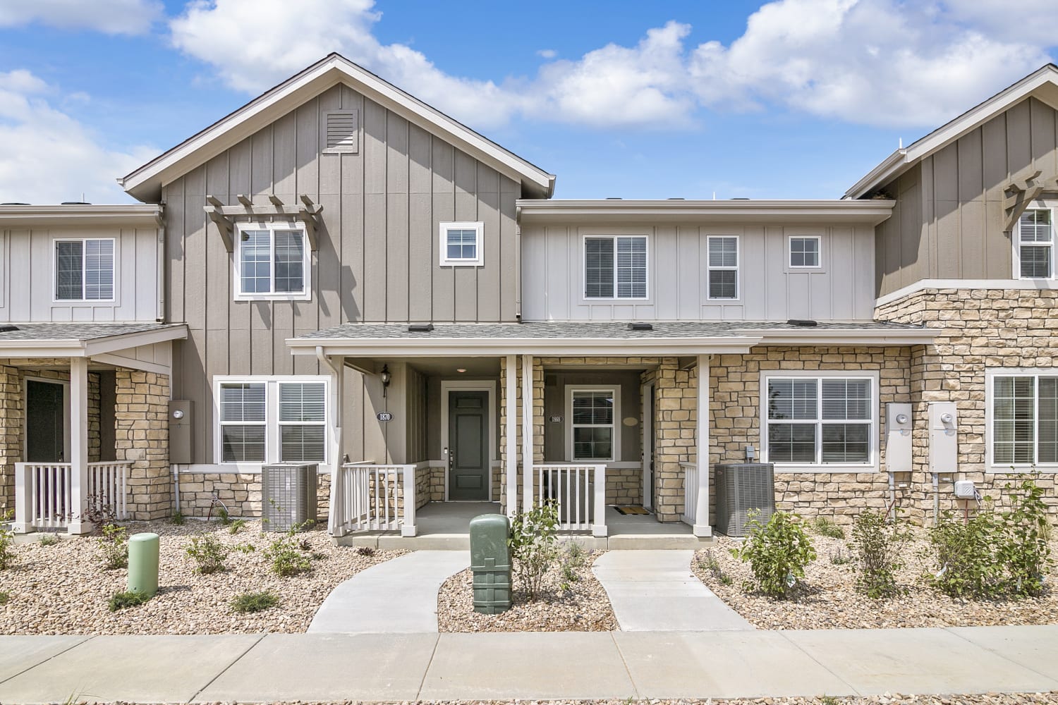 Front of 1807 S Eaton Park Way, Aurora, CO