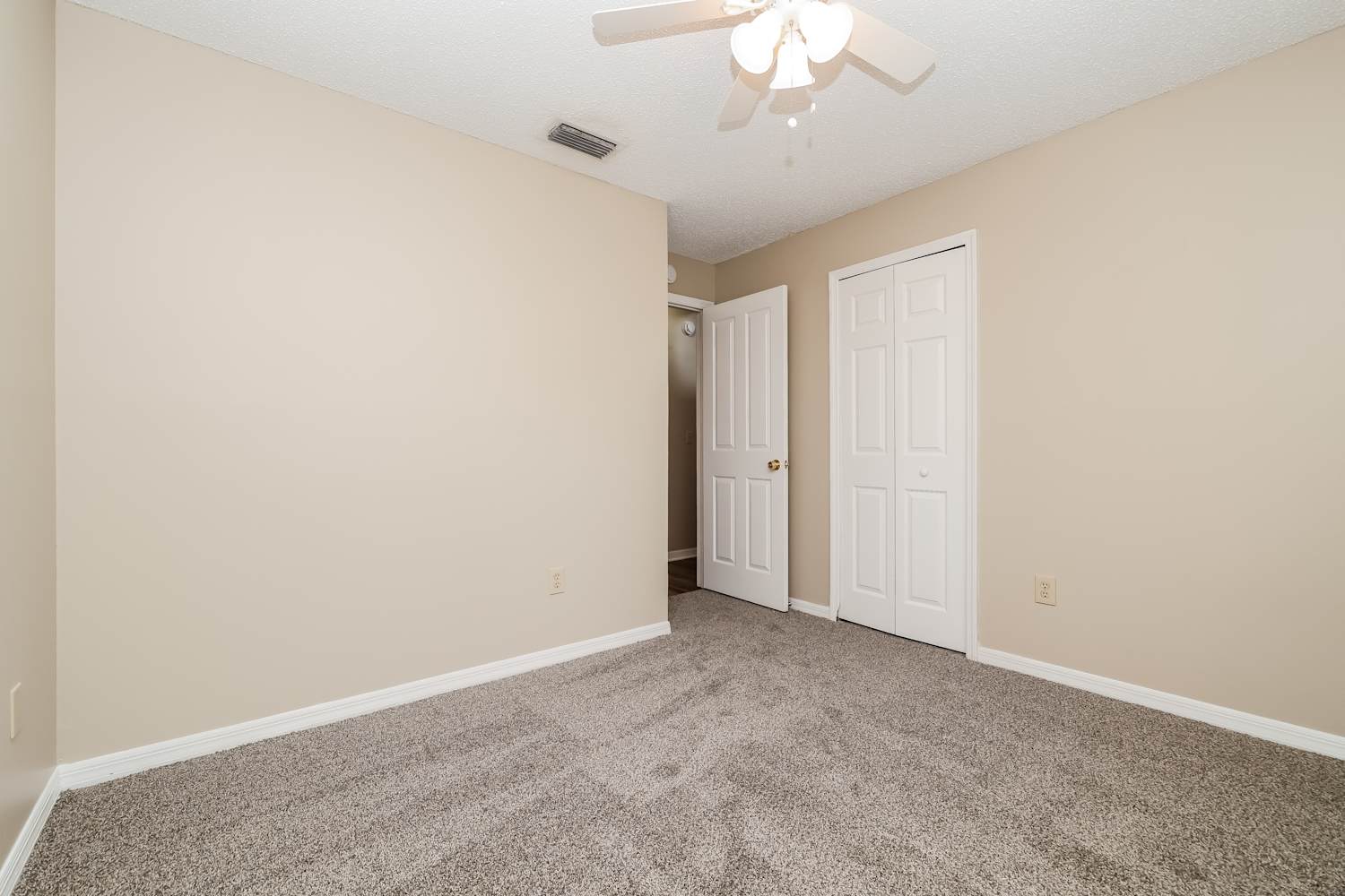 1809 Tinker Dr, Lutz photo 11