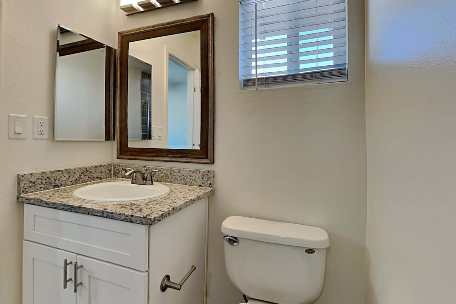 1810 E Palmcroft Dr, Tempe photo 10