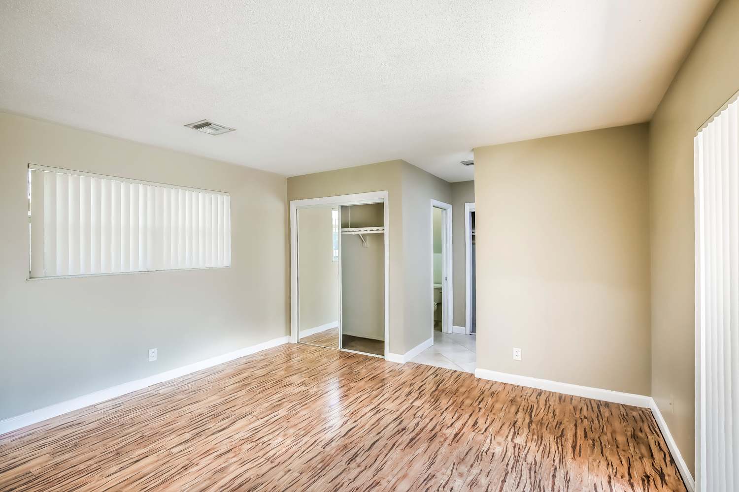1810 N 47th Ave, Hollywood photo 7