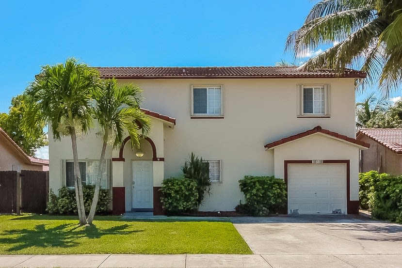 Front of 18118 SW 154th Ct, Miami, FL