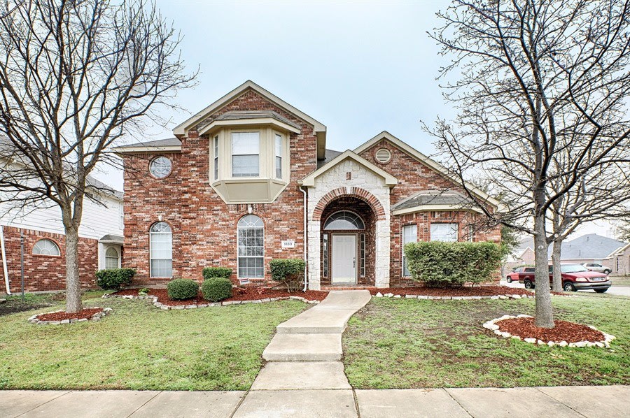 Front of 1833 Crabapple Ct, Allen, TX