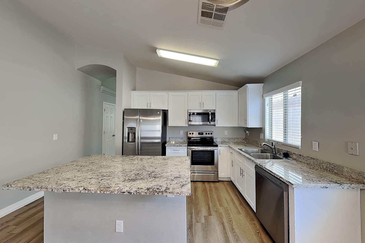 1834 S 106th Ave, Tolleson photo 8