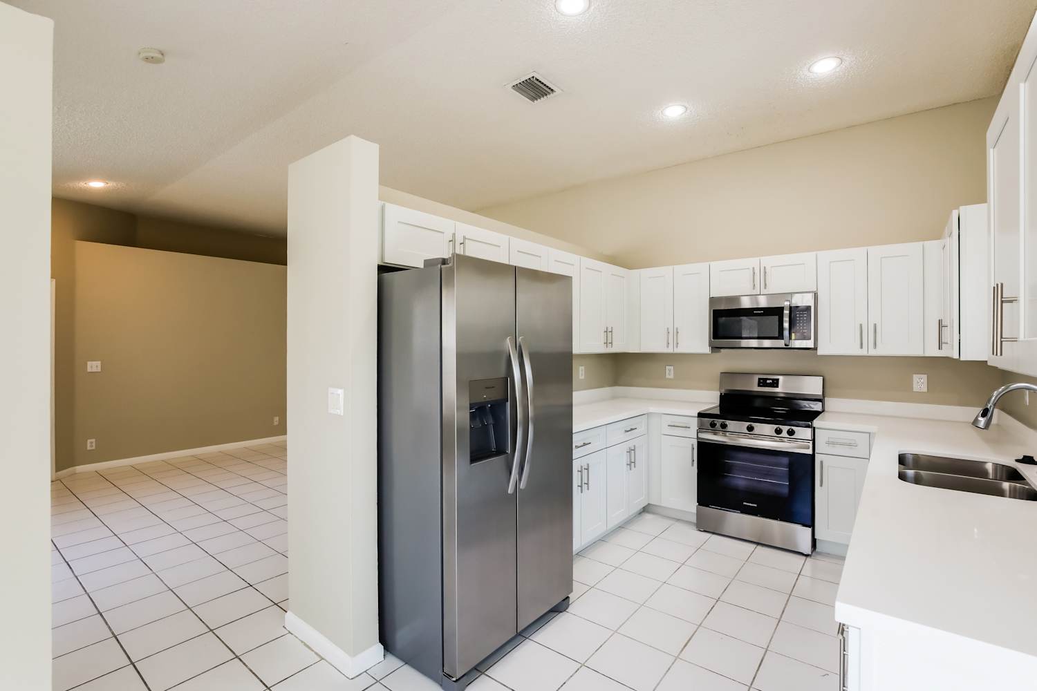 18351 NW 8th St, Pembroke Pines photo 7