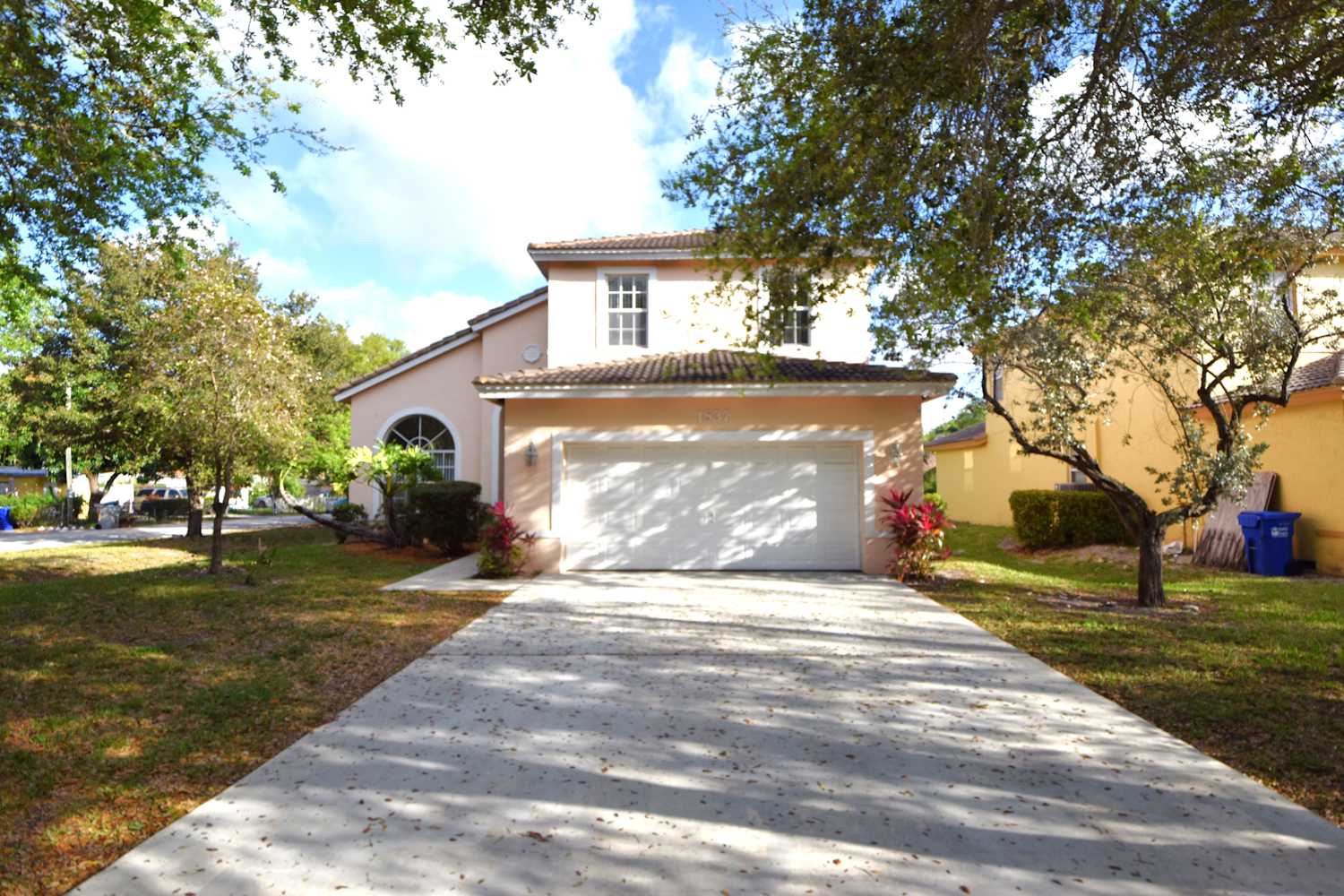 Front of 1837 NW 3rd St, Pompano Beach, FL