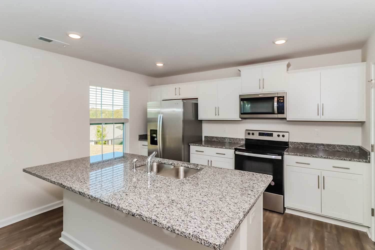 184 Nathall Trl, Troutman photo 8
