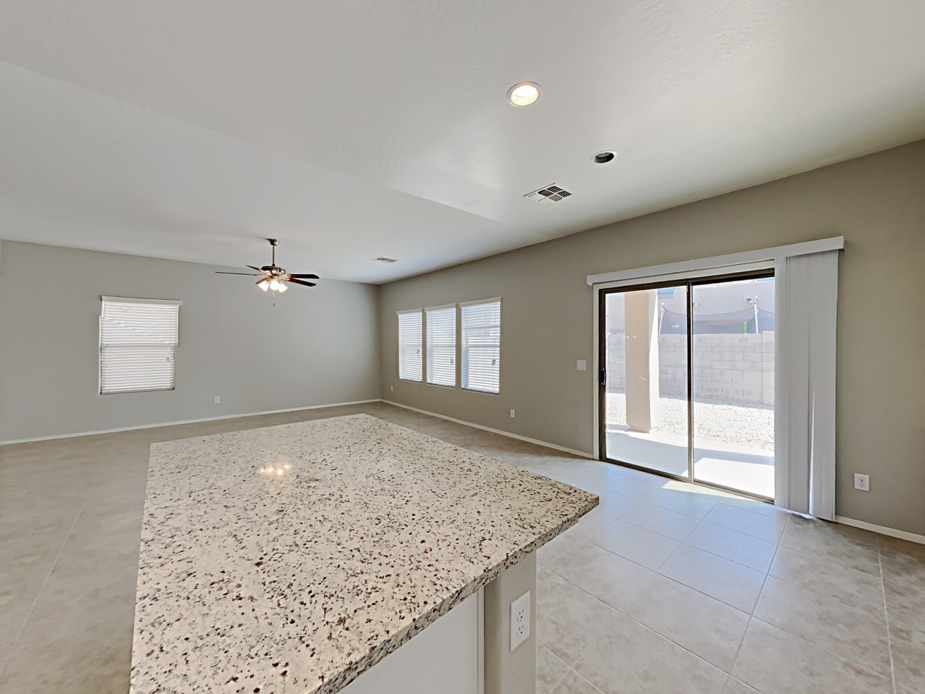 18531 W Sunbelt Dr, Surprise photo 10