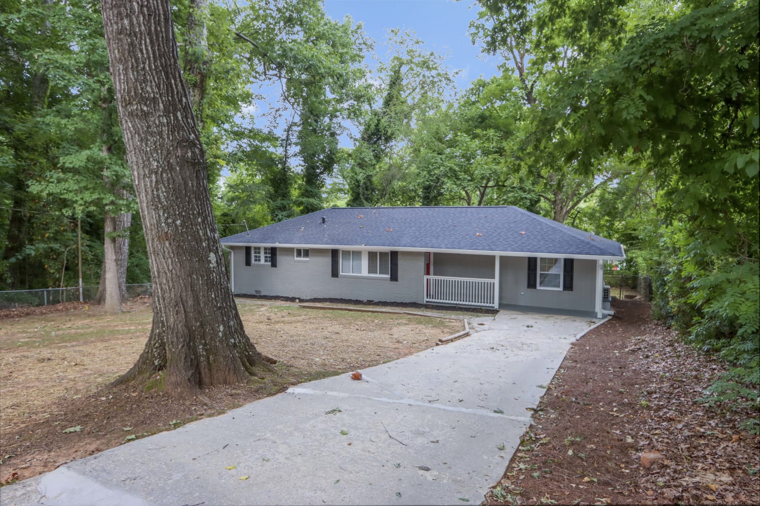 1854 Long Dr, Decatur photo 1