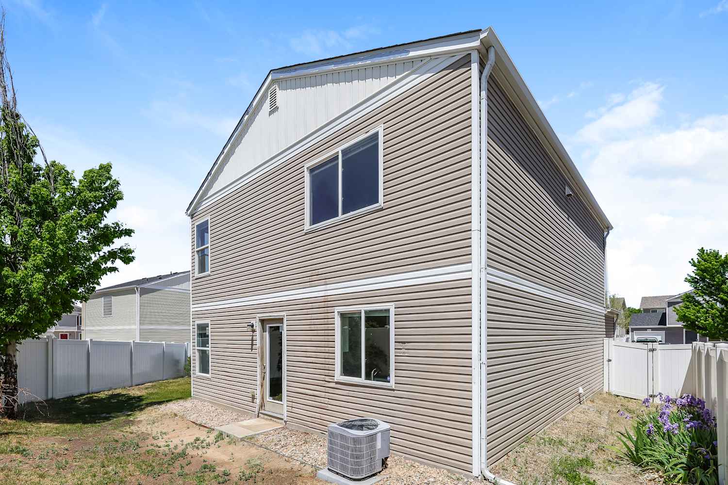 18606 E 45th Pl, Denver photo 16