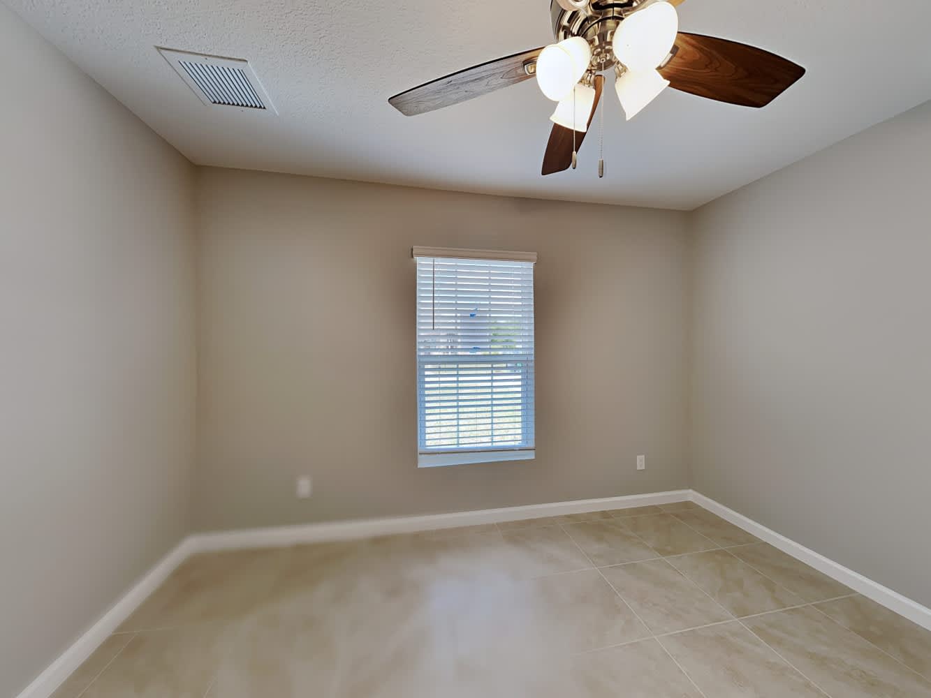 1861 SW Logan St, Port Saint Lucie photo 9
