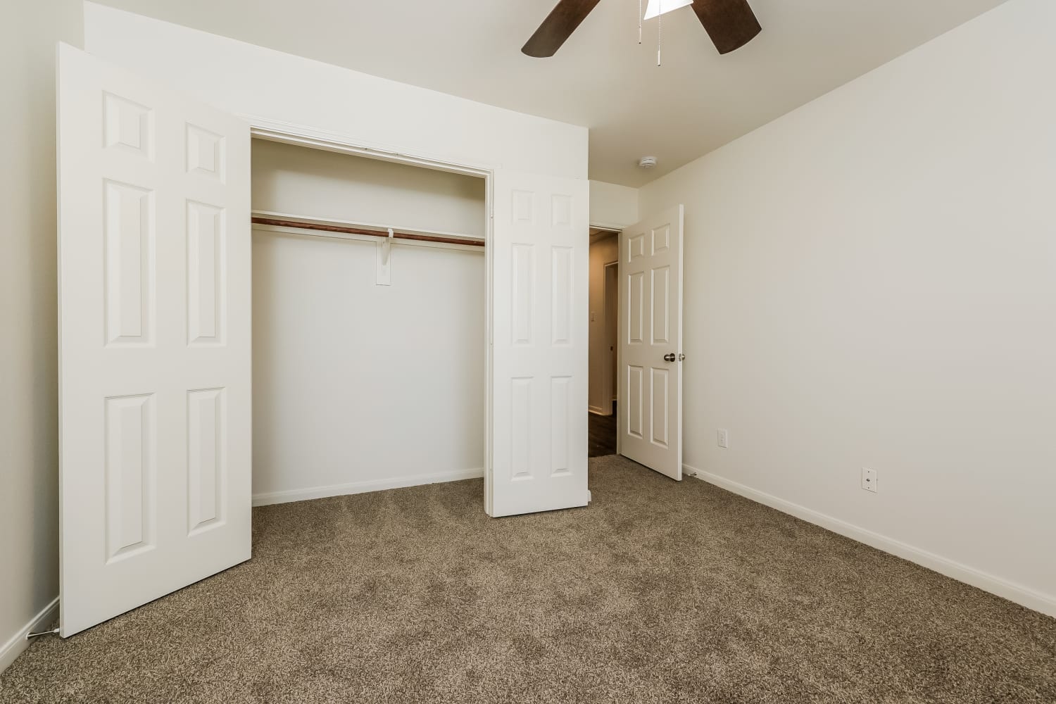 18638 Walden Glen Cir, Humble photo 15