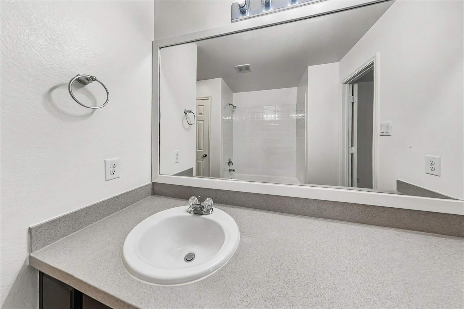 18702 Walden Glen Cir, Humble photo 11
