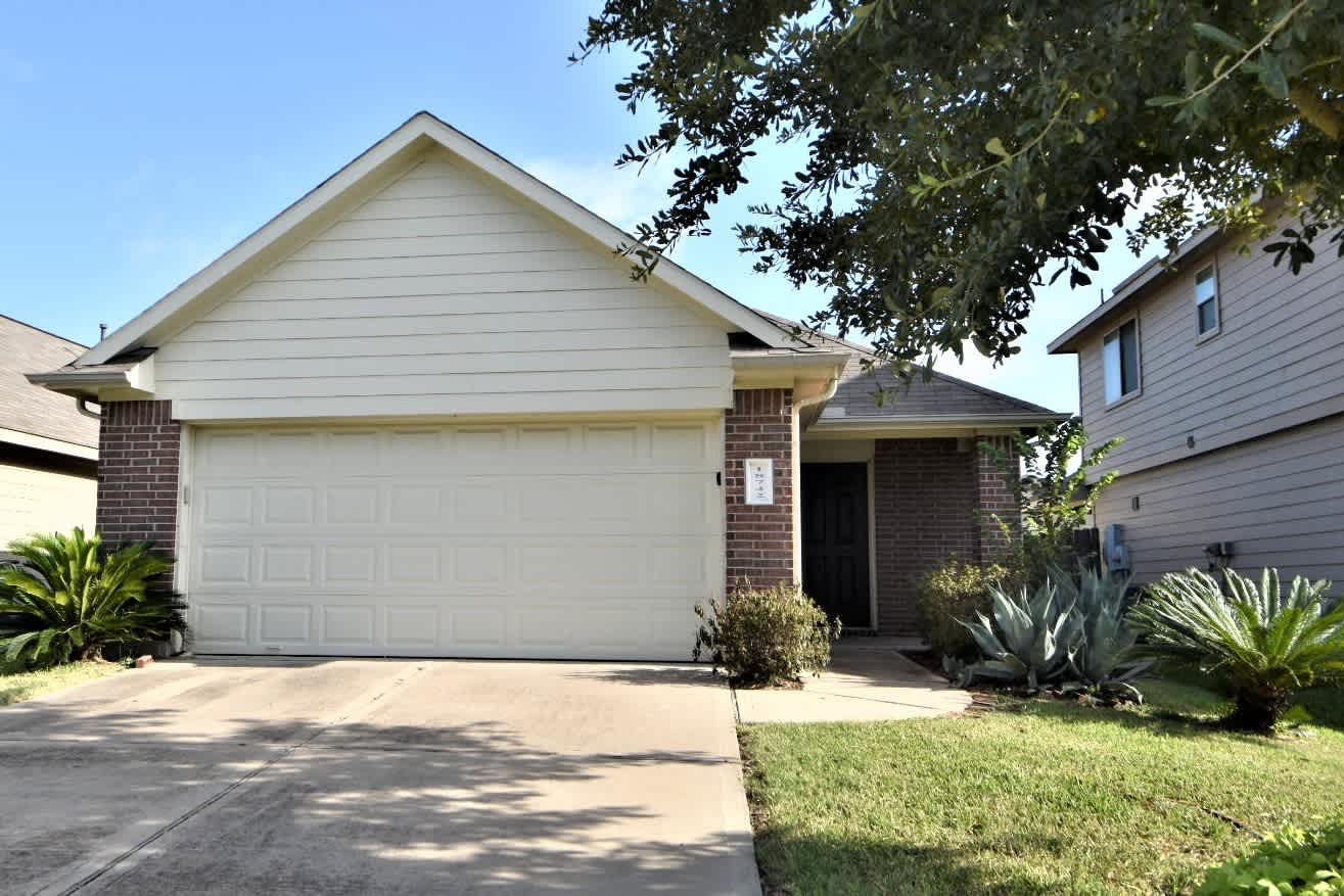 18742 N Lyford Dr, Katy photo 1