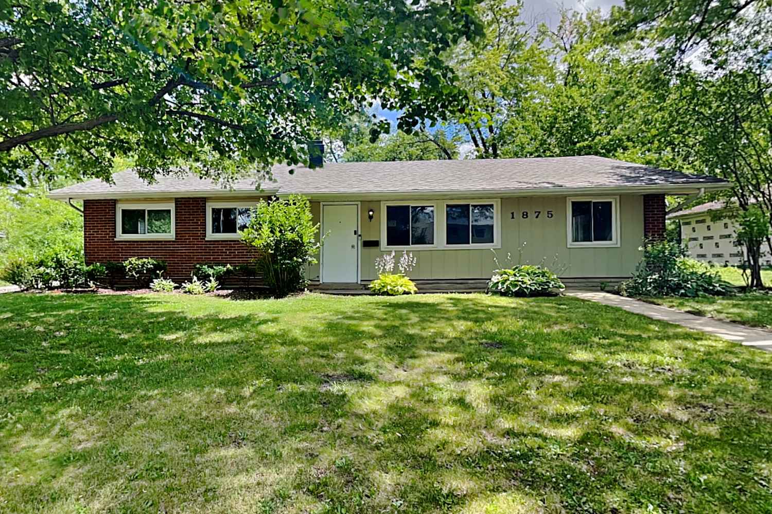 1875 N Newport Rd, Hoffman Estates photo 1