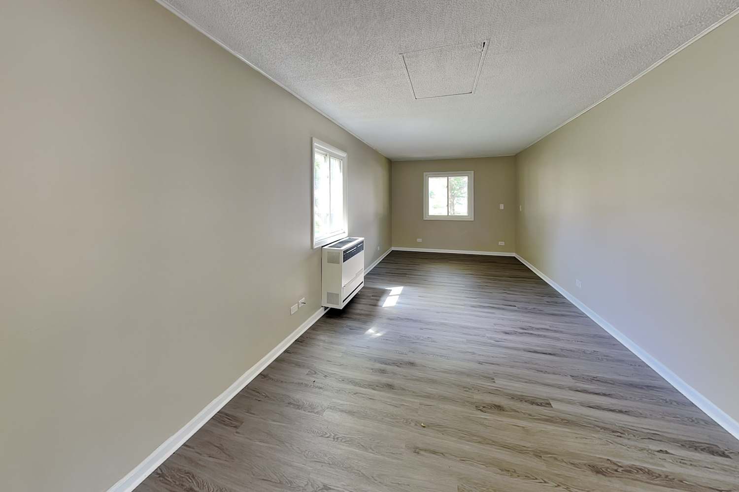1875 N Newport Rd, Hoffman Estates photo 7