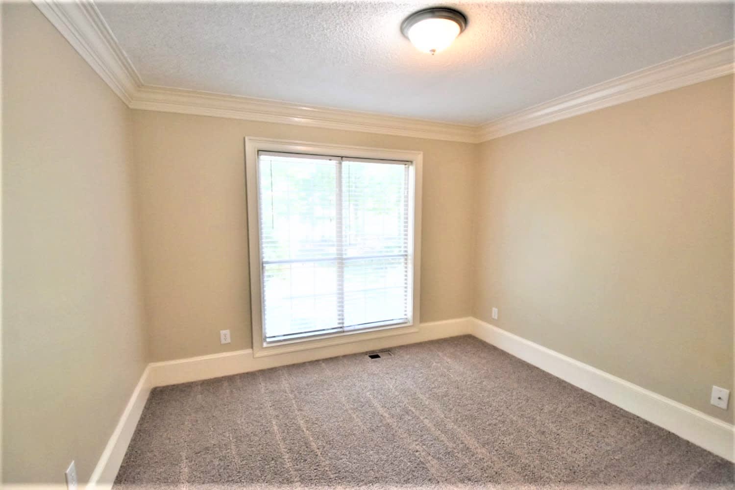 1885 Chadwick Dr, Cumming photo 6