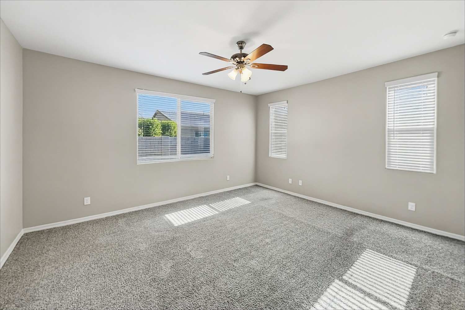 19018 W Yucatan Dr, Surprise photo 11