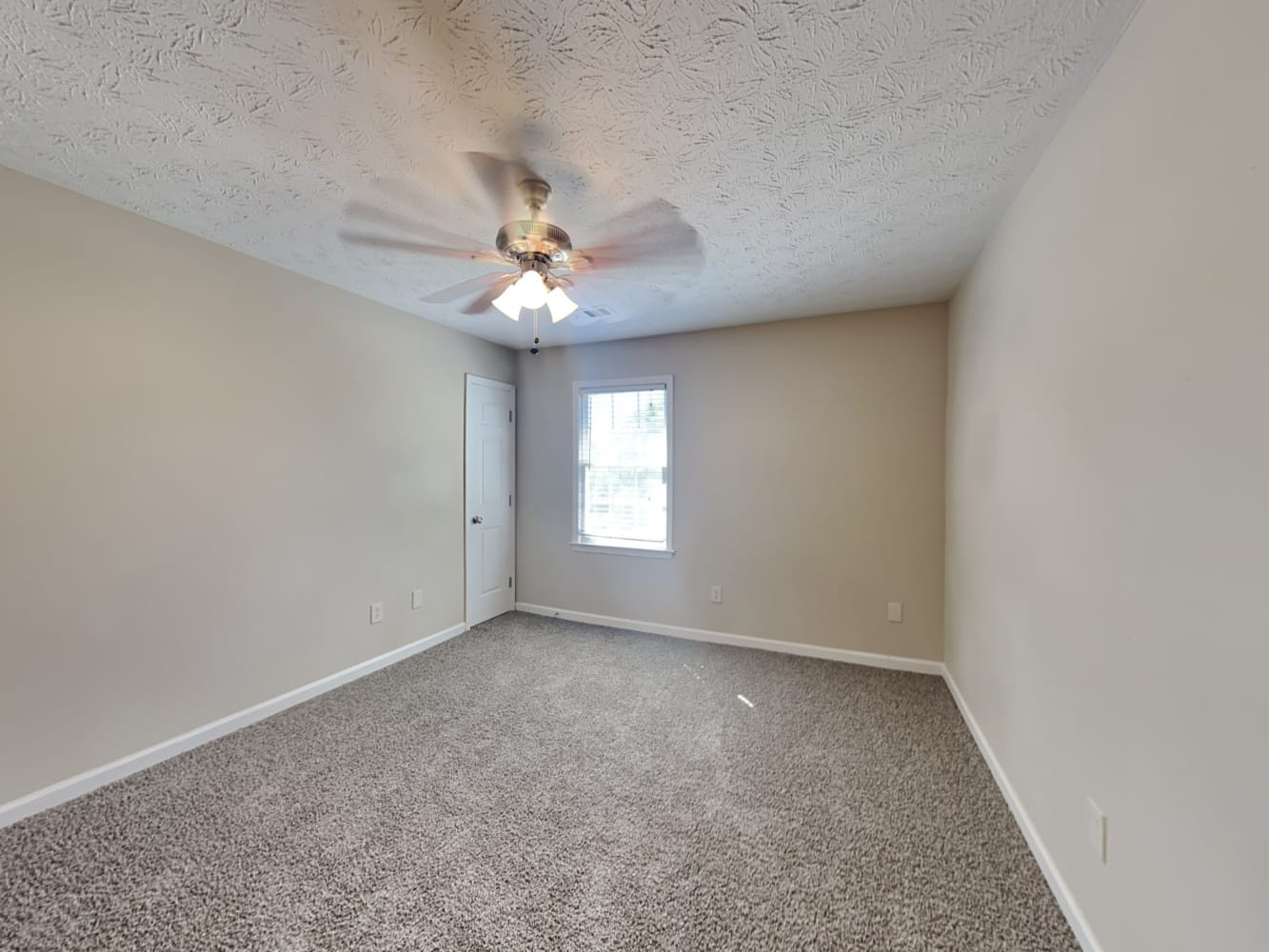 1902 Pond Ridge Ct, Snellville photo 15