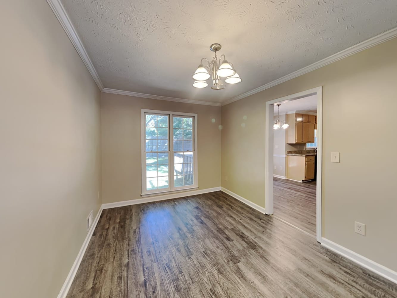 1902 Pond Ridge Ct, Snellville photo 6