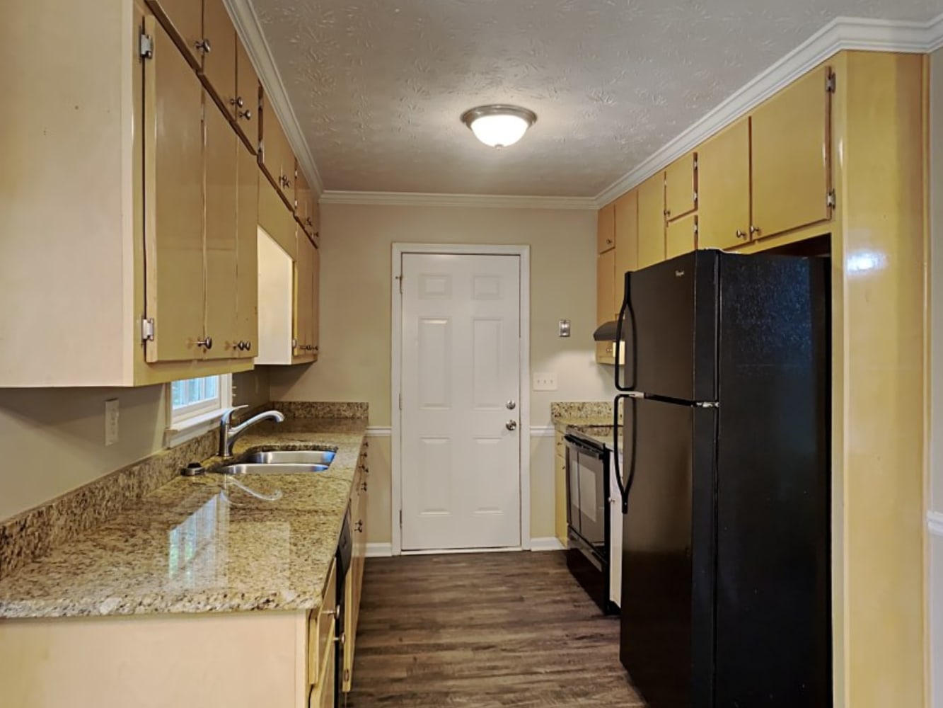 1902 Pond Ridge Ct, Snellville photo 9