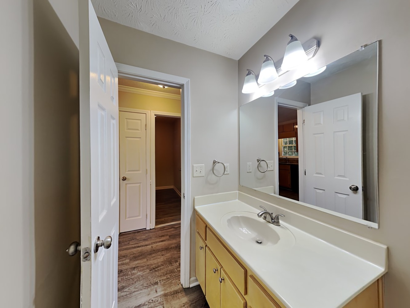1902 Pond Ridge Ct, Snellville photo 18