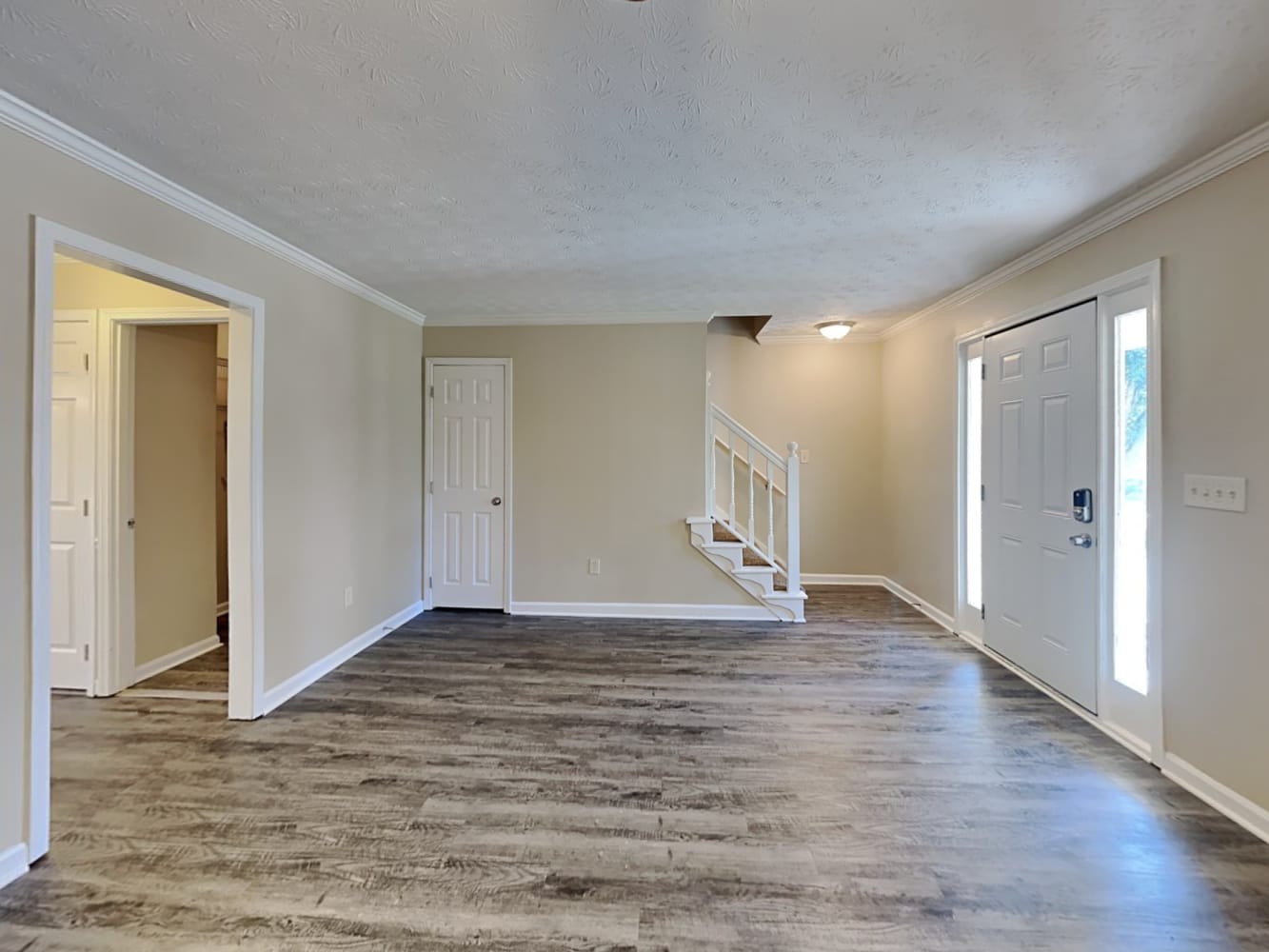 1902 Pond Ridge Ct, Snellville photo 5