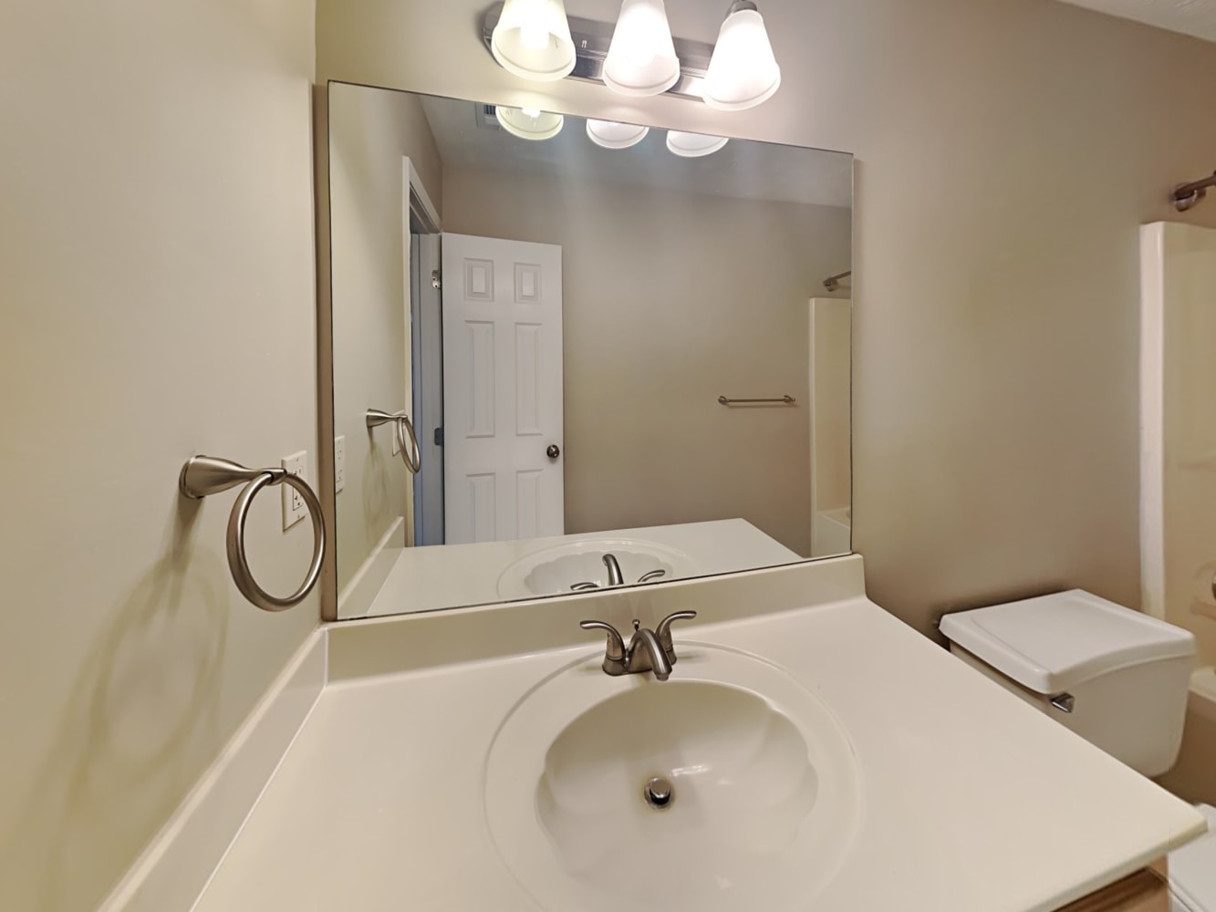 1902 Pond Ridge Ct, Snellville photo 17