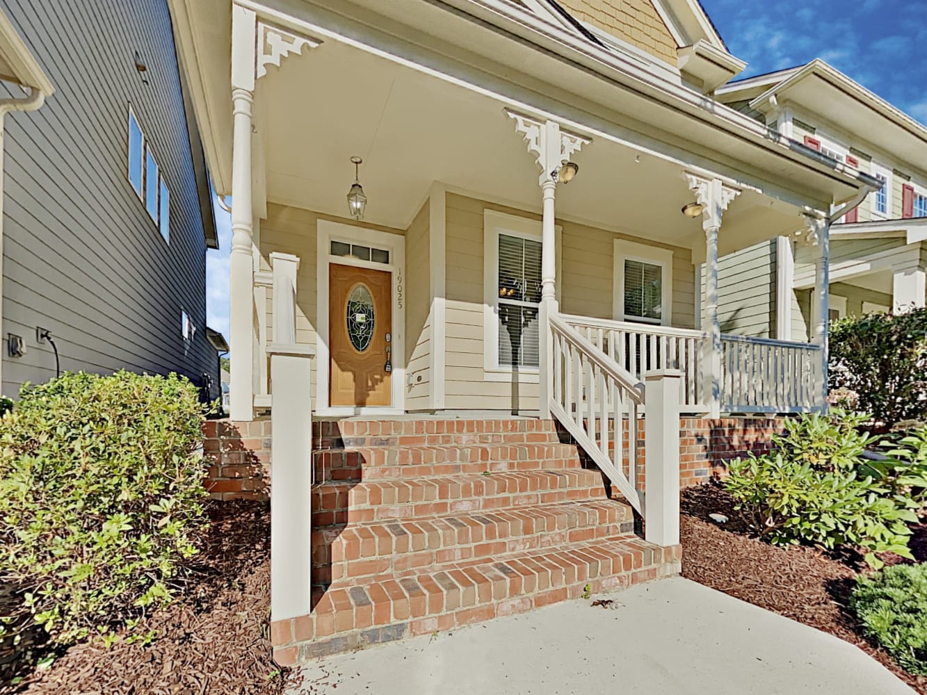 19025 Park Terrace Ln, Davidson photo 1
