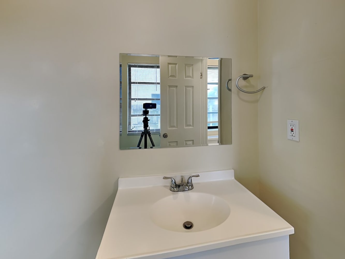 1904 SW 96th Ave, Miramar photo 16