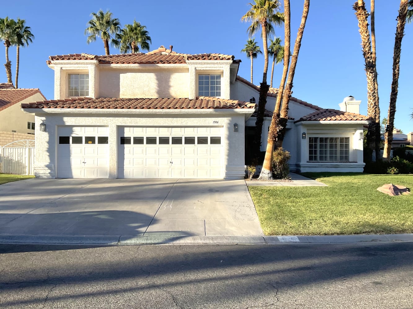 Front of 1906 Ginori Ct, Henderson, NV