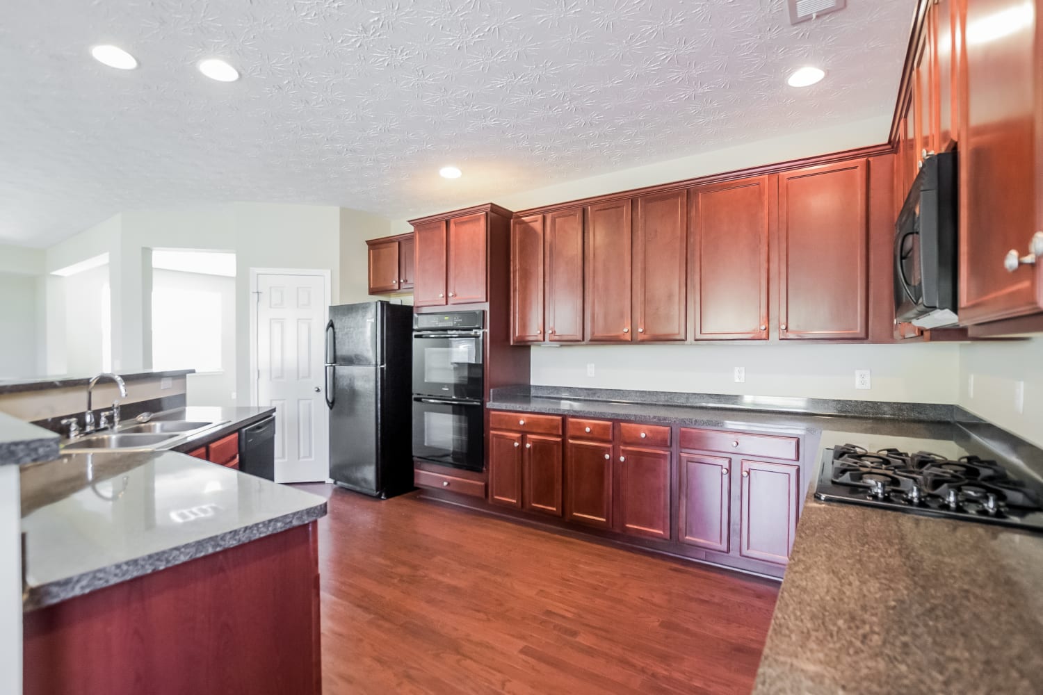 191 Parkmont Way, Dallas photo 10