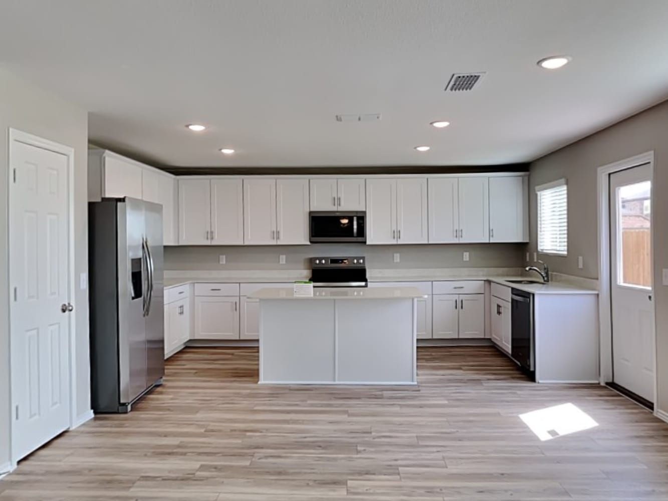 1917 Cherry Bark Ln, Forney photo 8