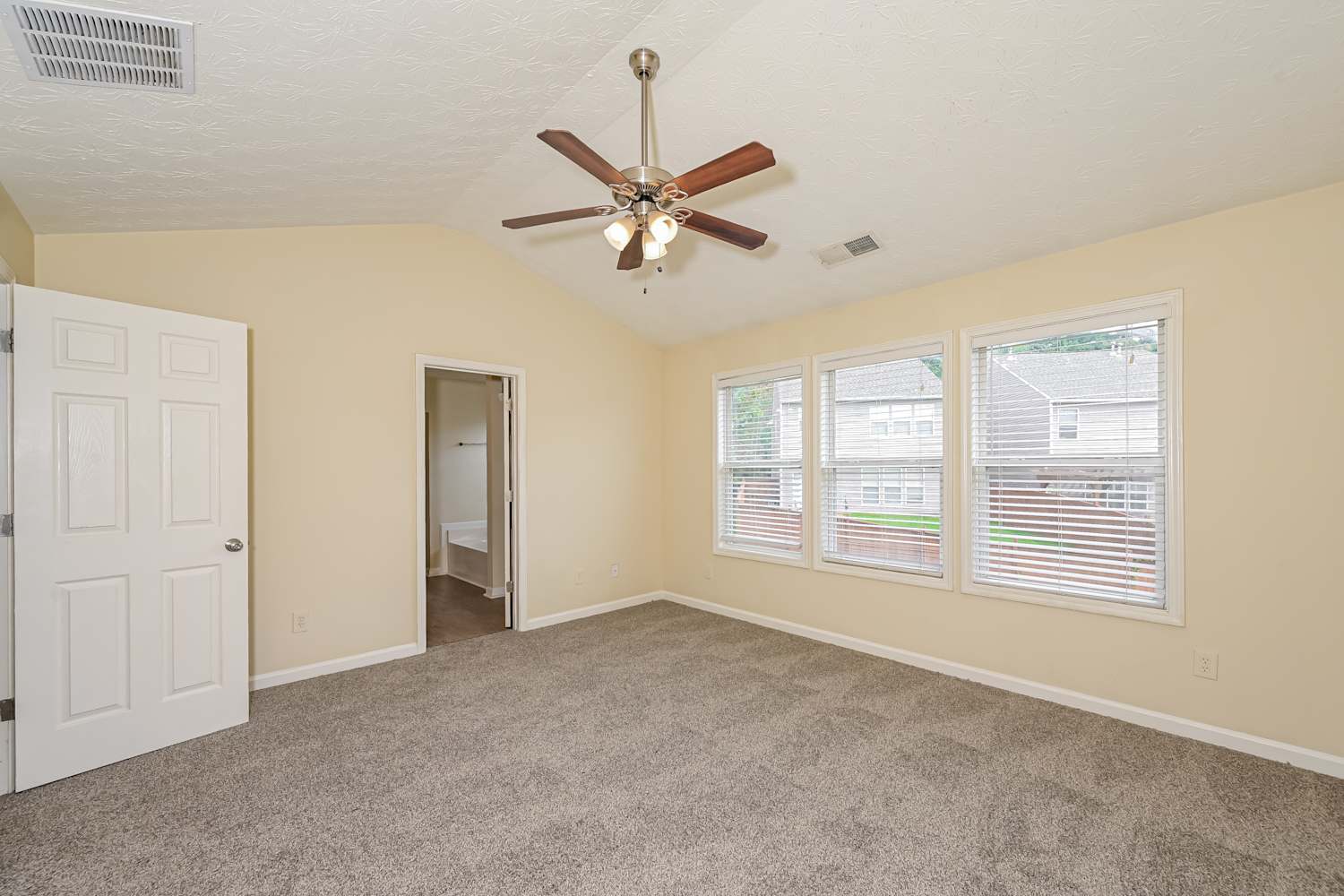 192 Water Canna Ct, Lawrenceville photo 9
