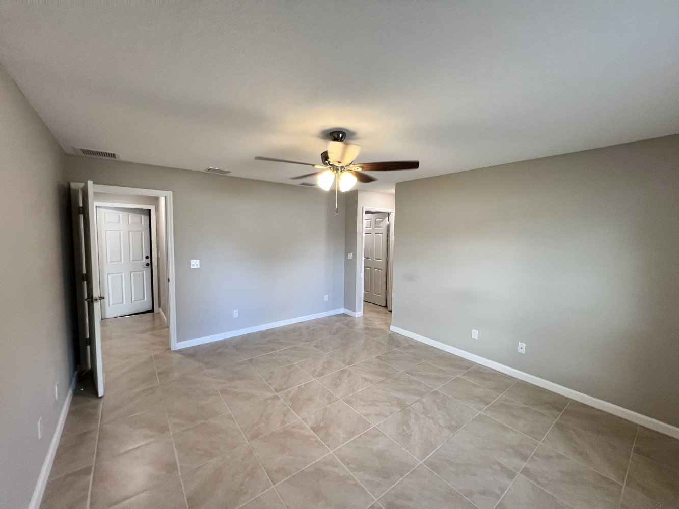 1920 SW Beauregard St, Port Saint Lucie photo 14