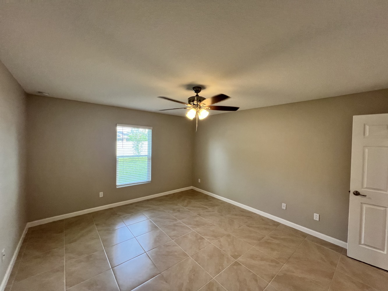 1920 SW Beauregard St, Port Saint Lucie photo 10