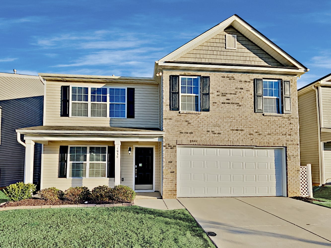 Front of 1930 Eastway Dr, Dallas, NC