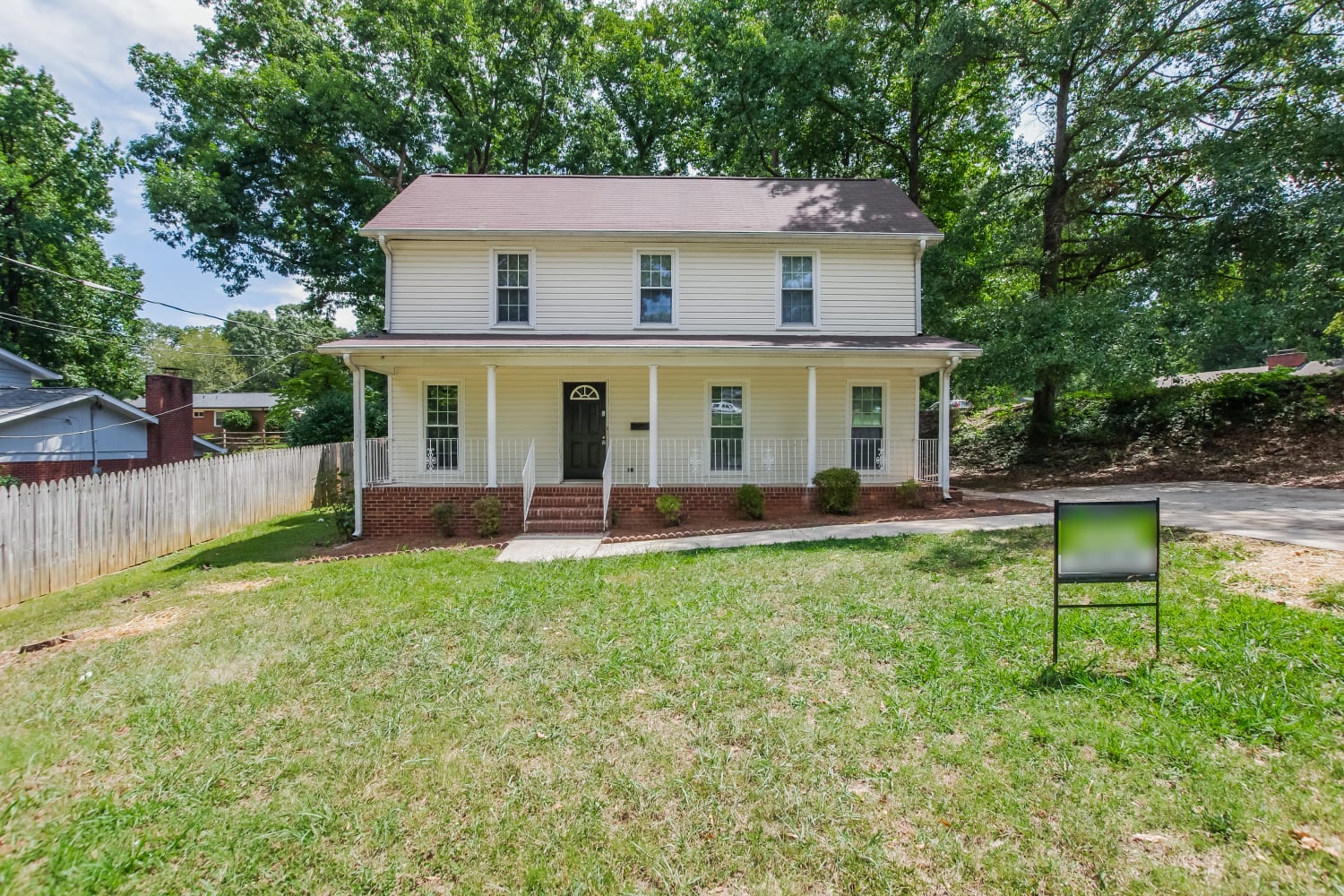 Front of 1936 Montclair Ave, Gastonia, NC