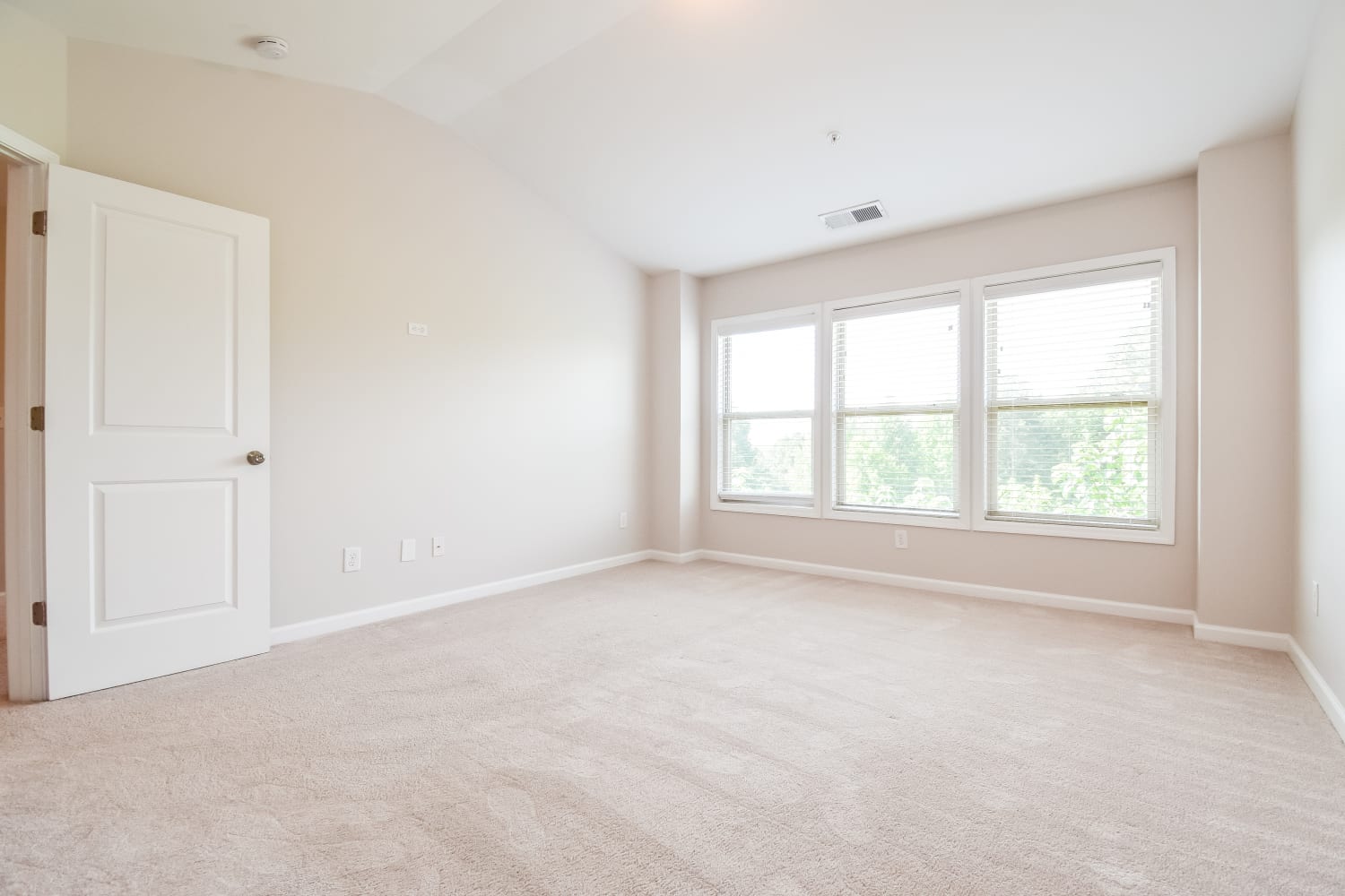1937 Brightleaf Way APT 64, Marietta photo 11