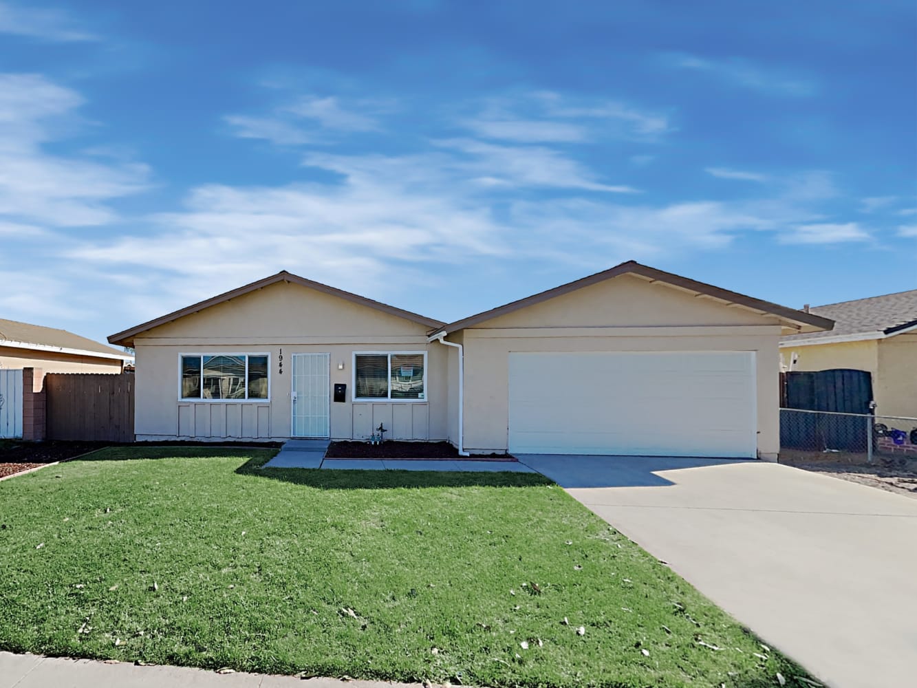 Front of 1944 Pericles Pl, Oxnard, CA