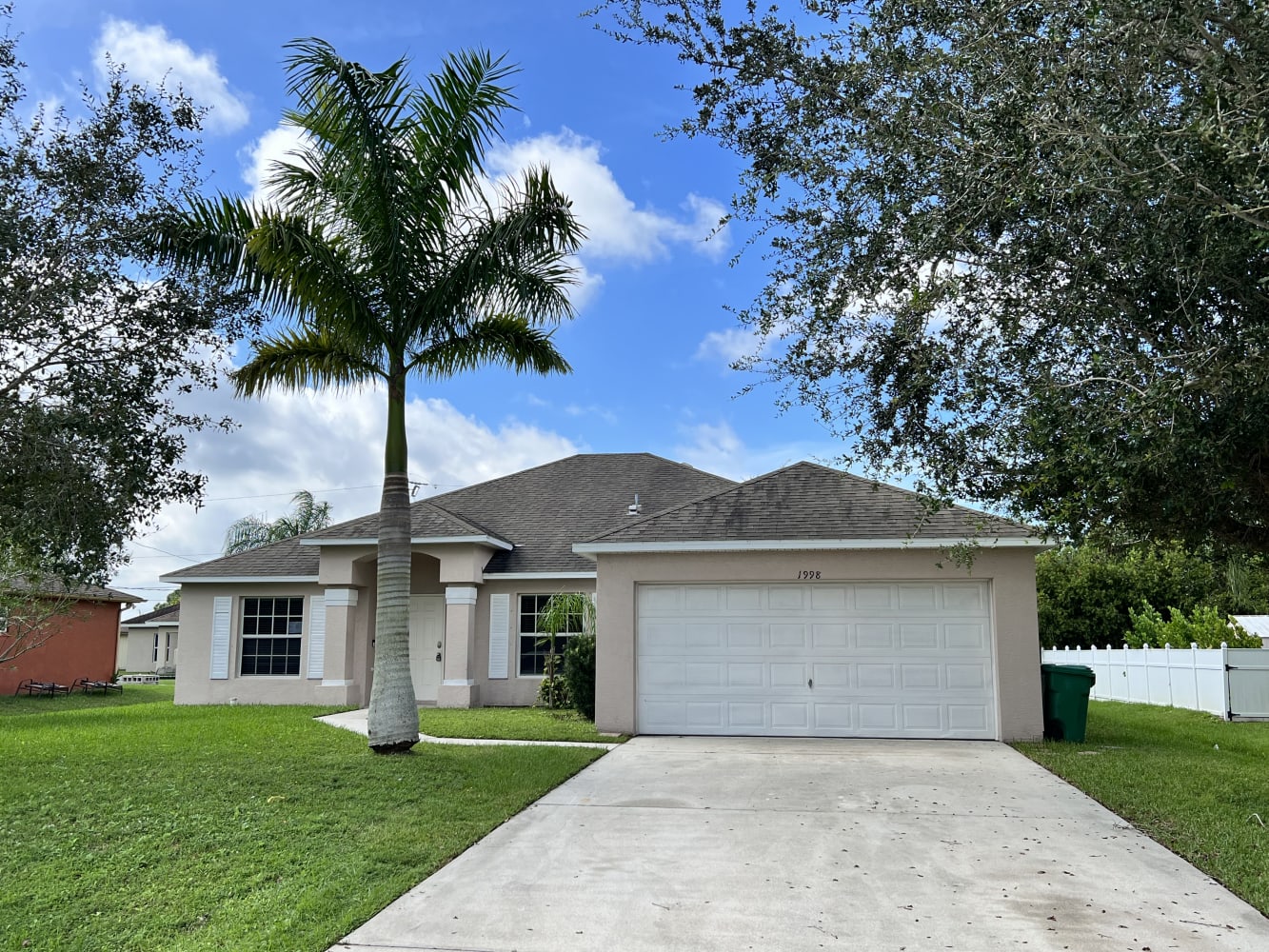Front of 1998 SW Aquarius Ln, Port Saint Lucie, FL