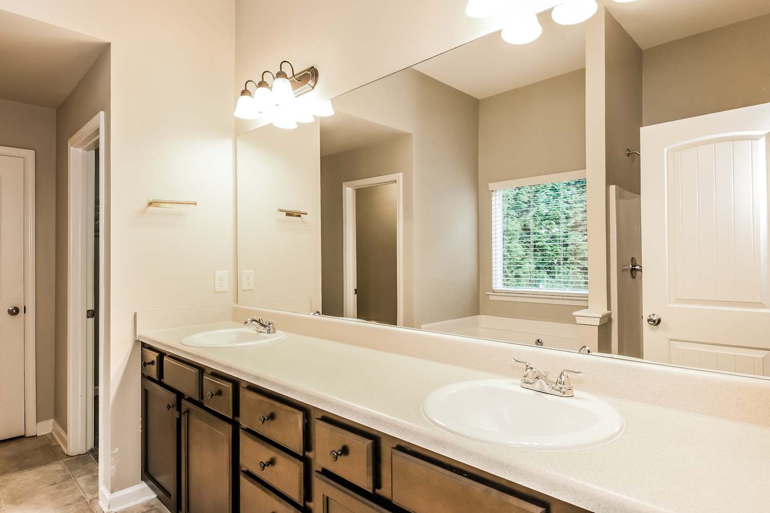 200 Reston Ct, Ball Ground photo 12
