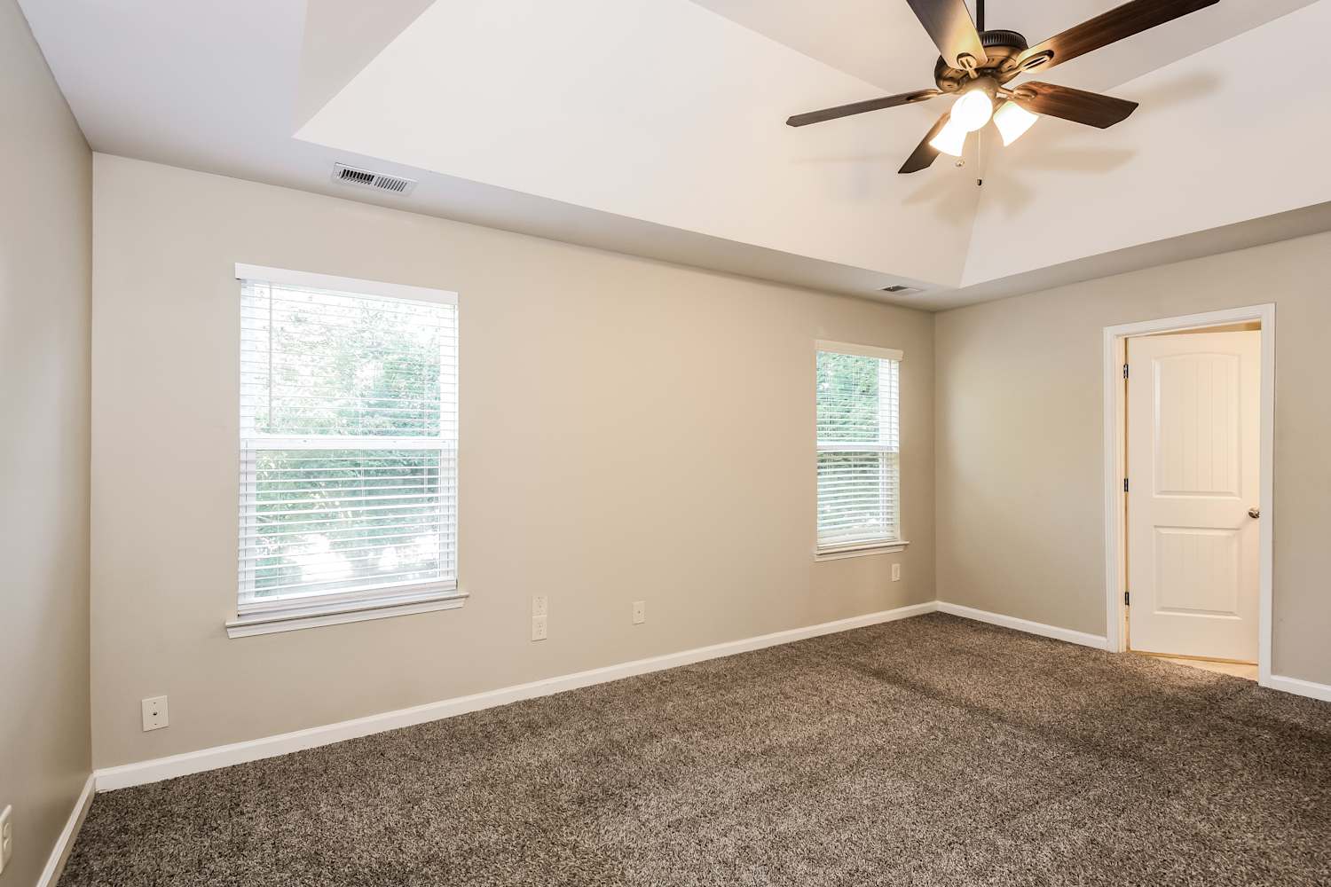 200 Reston Ct, Ball Ground photo 10